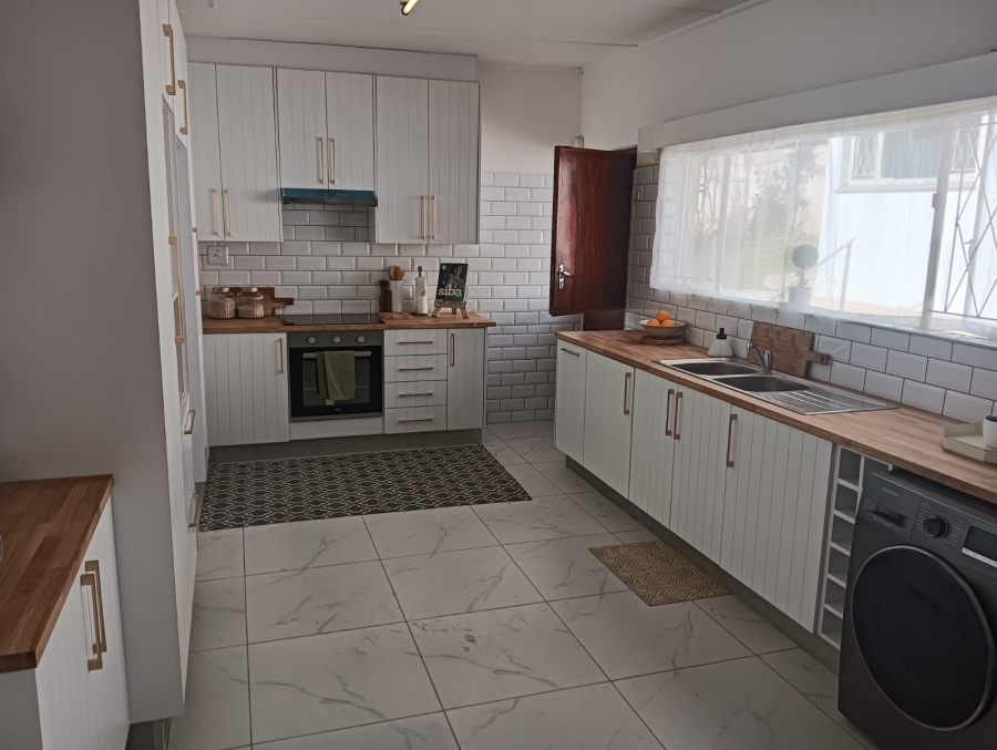 To Let 3 Bedroom Property for Rent in Bonnie Doone Eastern Cape